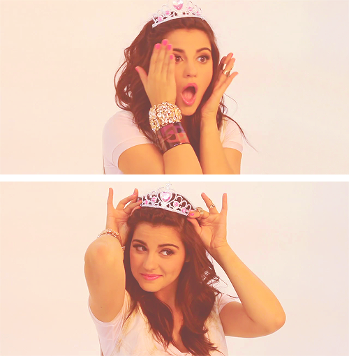 Maite Perroni bntpal_1427857495_97