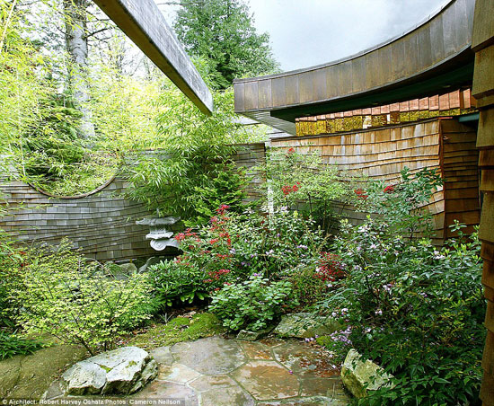  bntpal_1432756294_80