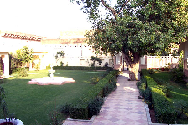 Inde bntpal_1445957510_15