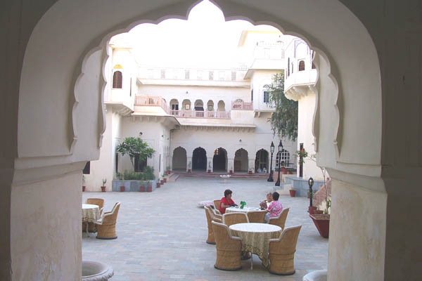 Inde bntpal_1445957510_57