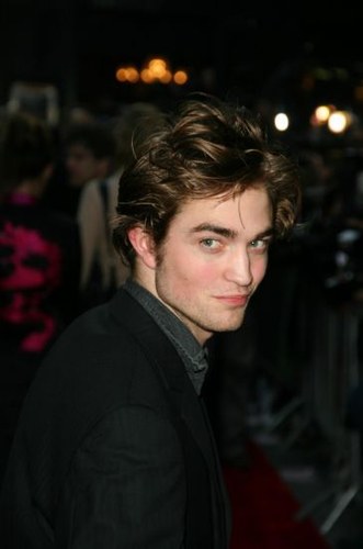 robert-pattinson  bntpal_1459612815_66