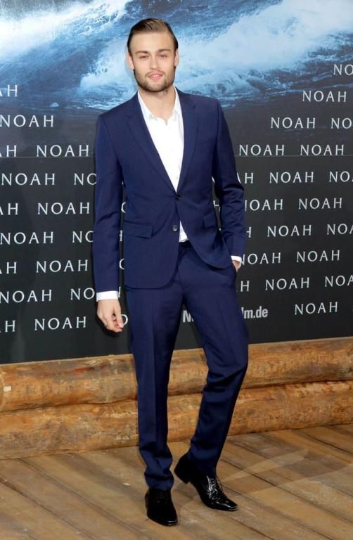 Douglas Booth!  bntpal_1463989637_10